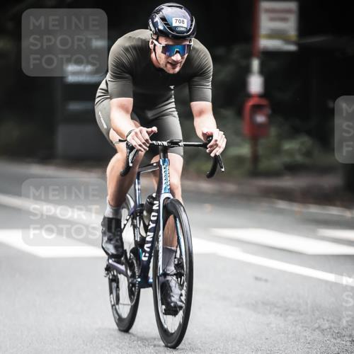 13.09.2026 - Stadtparktriathlon H.Heesch http://msf.ph/oto/10350417 13.09.2026 11:03:01 Radfahren 571, 640, 666, 708 meine-sportfotos.de