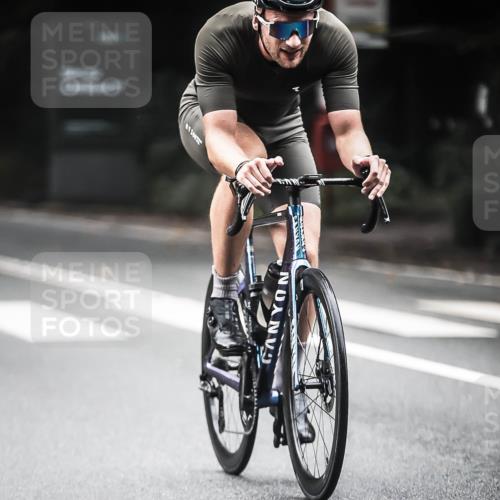 13.09.2026 - Stadtparktriathlon H.Heesch http://msf.ph/oto/10350422 13.09.2026 11:03:01 Radfahren 571, 640, 666, 708 meine-sportfotos.de