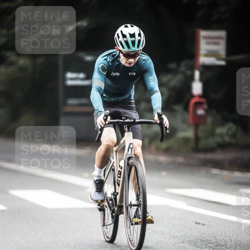 13.09.2026 - Stadtparktriathlon H.Heesch http://msf.ph/oto/10350467 13.09.2026 11:03:11 Radfahren 519 meine-sportfotos.de