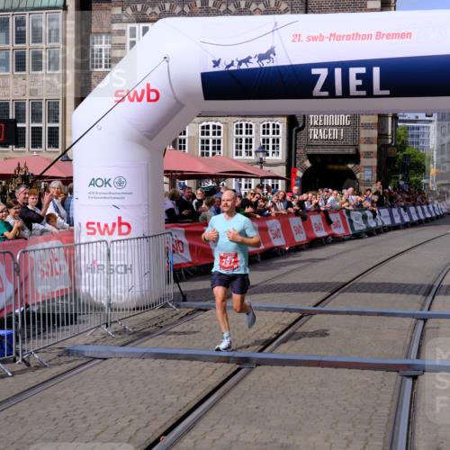 13.09.2026 - 21. swb-Marathon Bremen Tim E. http://msf.ph/oto/10350490 13.09.2026 12:19:59 Ziel  meine-sportfotos.de