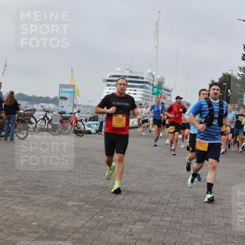 13.09.2026 - Kiel Lauf Andreas Tolksdorf http://msf.ph/oto/10350529 13.09.2026 09:55:31 Kiellinie 7380, 13, 34, 6012 meine-sportfotos.de