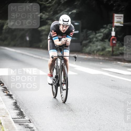13.09.2026 - Stadtparktriathlon H.Heesch http://msf.ph/oto/10350532 13.09.2026 11:03:25 Radfahren 679, 1799 meine-sportfotos.de