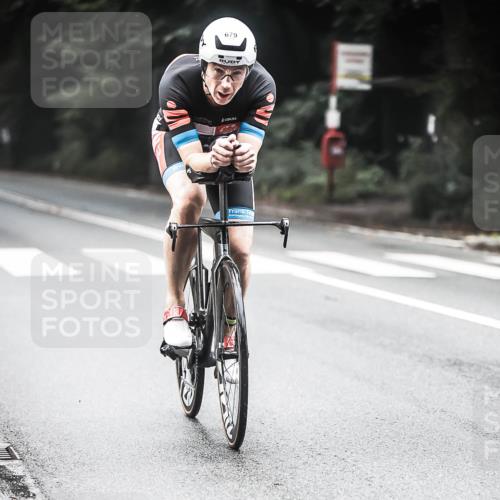 13.09.2026 - Stadtparktriathlon H.Heesch http://msf.ph/oto/10350543 13.09.2026 11:03:26 Radfahren 679, 1799 meine-sportfotos.de