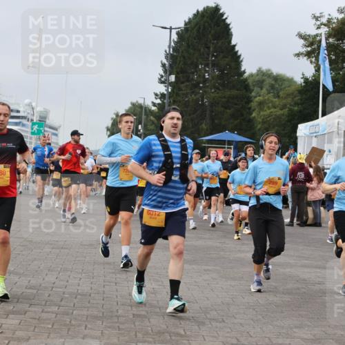 13.09.2026 - Kiel Lauf Andreas Tolksdorf http://msf.ph/oto/10350555 13.09.2026 09:55:31 Kiellinie 7380, 72, 511, 6012, 289, 8760 meine-sportfotos.de