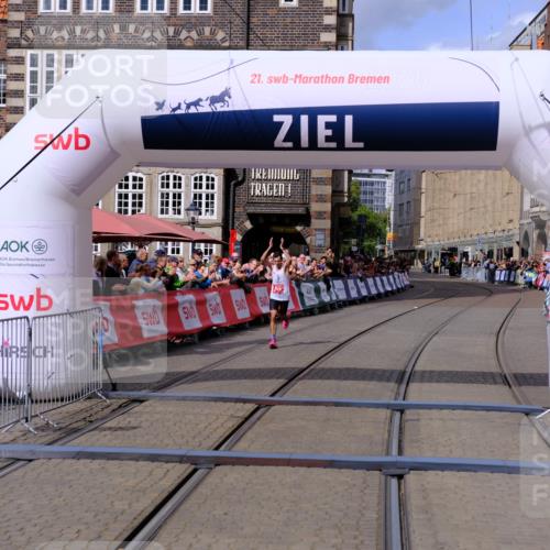 13.09.2026 - 21. swb-Marathon Bremen Tim E. http://msf.ph/oto/10350573 13.09.2026 12:21:07 Ziel 626, 1231 meine-sportfotos.de