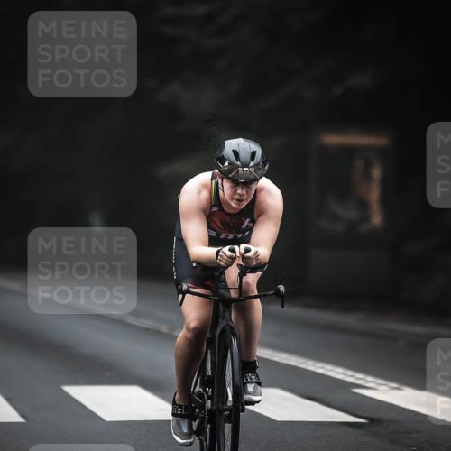 13.09.2026 - Stadtparktriathlon H.Heesch http://msf.ph/oto/10350585 13.09.2026 09:19:33 Radfahren 77, 155, 175 meine-sportfotos.de