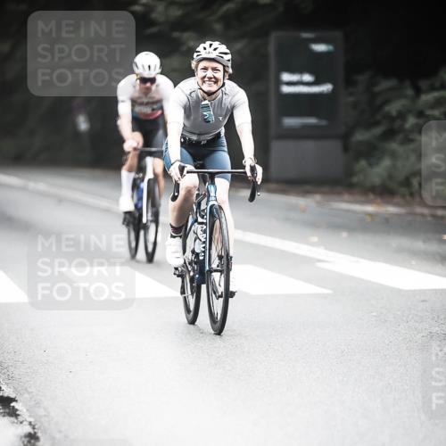13.09.2026 - Stadtparktriathlon H.Heesch http://msf.ph/oto/10350602 13.09.2026 11:03:41 Radfahren 445, 470, 540, 547, 612, 683, 690 meine-sportfotos.de