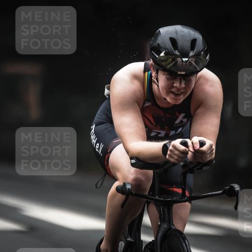 13.09.2026 - Stadtparktriathlon H.Heesch http://msf.ph/oto/10350610 13.09.2026 09:19:34 Radfahren 77, 155, 175 meine-sportfotos.de