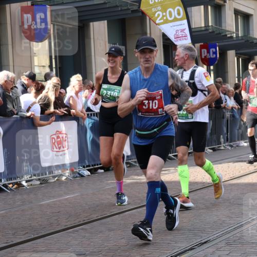 13.09.2026 - 21. swb-Marathon Bremen Strokosch-Dieckow http://msf.ph/oto/10350613 13.09.2026 13:31:49 Ziel 287, 1369, 2310, 2934, 3650, 3922, 3946, 4057, 4566, 4797, 4979, 5628, 6116, 6258, 6475, 6857, 6875, 7182, 7526, 7553, 7818, 8048, 8247, 8610, 8632, 8970, 9198, 9394, 9640, 13029, 13182, 310, 578, 846, 922, 1600, 3115, 3205, 3239, 3244, 3278, 3858, 3859, 3989, 4030, 4164, 4258, 4273, 4692, 4889, 4998, 5158, 5325, 5363, 5426, 5899, 6039, 6062, 6100, 6193, 6213, 6354, 6581, 6602, 7032, 7242, 7260, 7608, 7941, 8042, 8205 meine-sportfotos.de