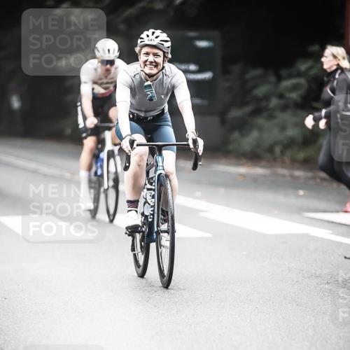 13.09.2026 - Stadtparktriathlon H.Heesch http://msf.ph/oto/10350614 13.09.2026 11:03:41 Radfahren 445, 470, 540, 547, 612, 683, 690 meine-sportfotos.de