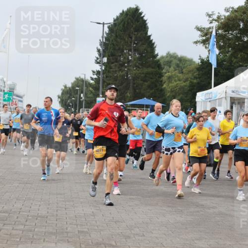 13.09.2026 - Kiel Lauf Andreas Tolksdorf http://msf.ph/oto/10350630 13.09.2026 09:55:34 Kiellinie 4, 6511, 8892, 7658, 11021 meine-sportfotos.de