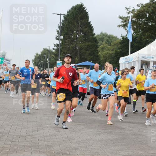 13.09.2026 - Kiel Lauf Andreas Tolksdorf http://msf.ph/oto/10350633 13.09.2026 09:55:34 Kiellinie 68, 6511, 8892, 658, 11021 meine-sportfotos.de