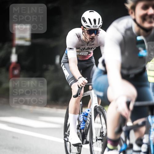 13.09.2026 - Stadtparktriathlon H.Heesch http://msf.ph/oto/10350655 13.09.2026 11:03:42 Radfahren 445, 470, 480, 540, 547, 685, 690, 694 meine-sportfotos.de