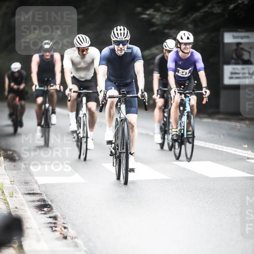 13.09.2026 - Stadtparktriathlon H.Heesch http://msf.ph/oto/10350666 13.09.2026 11:03:46 Radfahren 445, 470, 480, 493, 498, 547, 653, 685, 690, 694 meine-sportfotos.de