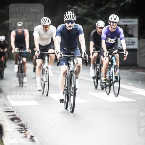 13.09.2026 - Stadtparktriathlon H.Heesch http://msf.ph/oto/10350676 13.09.2026 11:03:47 Radfahren 445, 470, 480, 493, 498, 547, 653, 685, 690, 694 meine-sportfotos.de