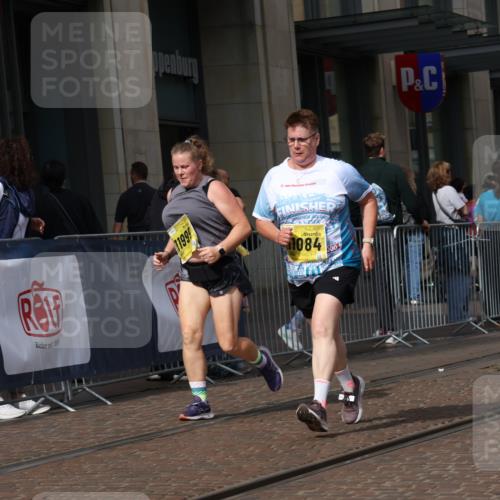 13.09.2026 - 21. swb-Marathon Bremen Strokosch-Dieckow http://msf.ph/oto/10350756 13.09.2026 11:13:28 Ziel 10330, 10766, 10799, 10889, 11078, 11084, 11954, 11999, 12010, 12280, 10484, 10545, 10883, 11048, 11392, 11670, 11954, 12280, 12460, 12521 meine-sportfotos.de