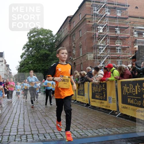 13.09.2026 - Kiel Lauf Yannick Fuchs http://msf.ph/oto/10350814 13.09.2026 08:57:31 Ziel 160, 406, 700, 1546, 1769, 2128, 2129, 4834, 5006, 5984, 6459, 7478, 7715, 9062, 9579, 10876, 11356, 2384, 3034, 3305, 3382, 3665, 4908, 5003, 5340, 5719, 5809, 6361, 7752, 8341, 9542, 9564, 9940, 10321, 10892, 11423, 11495, 11558, 12215, 12455, 12512, 689, 1051, 1520, 1714, 2439, 3020, 3359, 3375, 3691, 4182, 4321, 4382, 4383, 5219, 5244, 5666, 5733, 5762, 5765, 5895, 6056, 7058, 7547, 7604, 7608, 7609, 8668, 8838, 9870, 9872, 10847, 10889, 11227, 81 meine-sportfotos.de