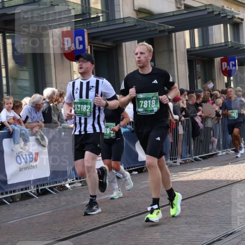 13.09.2026 - 21. swb-Marathon Bremen Strokosch-Dieckow http://msf.ph/oto/10350823 13.09.2026 13:31:53 Ziel 287, 1369, 2310, 2910, 2934, 3402, 3441, 3650, 3922, 3946, 4057, 4471, 4566, 4655, 4797, 4835, 4979, 5628, 6116, 6258, 6475, 6857, 6875, 7150, 7182, 7526, 7553, 7572, 7818, 8610, 8632, 9198, 9283, 9394, 9640, 9779, 13029, 13182, 13244, 310, 578, 846, 3115, 3205, 3239, 3244, 3278, 3858, 3989, 4030, 4164, 4273, 4692, 4889, 4998, 5158, 5325, 5363, 5426, 5899, 6039, 6062, 6100, 6193, 6213, 6354, 6581, 6602, 7032, 7242, 7260, 7608, 7941, 8042, 8205 meine-sportfotos.de