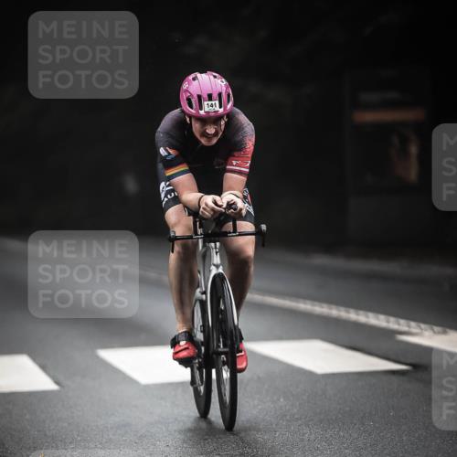 13.09.2026 - Stadtparktriathlon H.Heesch http://msf.ph/oto/10350827 13.09.2026 09:20:27 Radfahren 105, 112, 130, 141, 153 meine-sportfotos.de