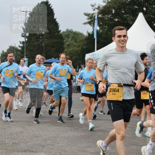 13.09.2026 - Kiel Lauf Andreas Tolksdorf http://msf.ph/oto/10350871 13.09.2026 09:55:41 Kiellinie 757, 9459, 11885, 2864, 12471, 38, 1599 meine-sportfotos.de