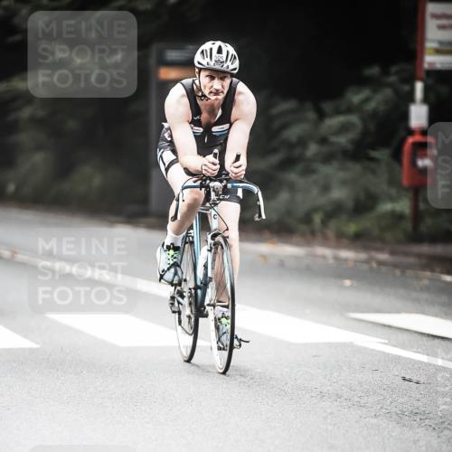 13.09.2026 - Stadtparktriathlon H.Heesch http://msf.ph/oto/10350880 13.09.2026 11:04:05 Radfahren 466, 506, 536, 539, 643, 688 meine-sportfotos.de