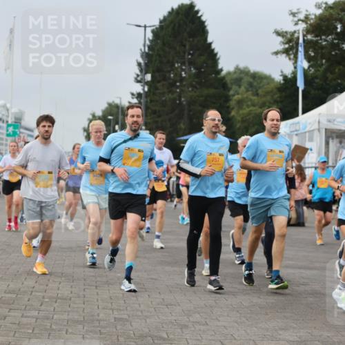 13.09.2026 - Kiel Lauf Andreas Tolksdorf http://msf.ph/oto/10350898 13.09.2026 09:55:41 Kiellinie 9459, 757, 11885 meine-sportfotos.de