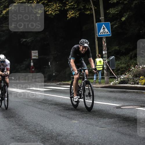 13.09.2026 - Stadtparktriathlon H.Heesch http://msf.ph/oto/10350905 13.09.2026 09:20:35 Radfahren 88, 92, 105, 112, 115, 129, 130, 153 meine-sportfotos.de
