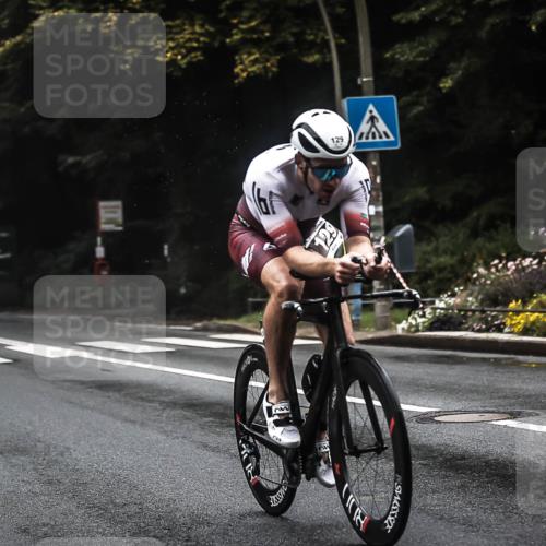 13.09.2026 - Stadtparktriathlon H.Heesch http://msf.ph/oto/10350916 13.09.2026 09:20:36 Radfahren 88, 92, 105, 112, 115, 129, 130, 153 meine-sportfotos.de