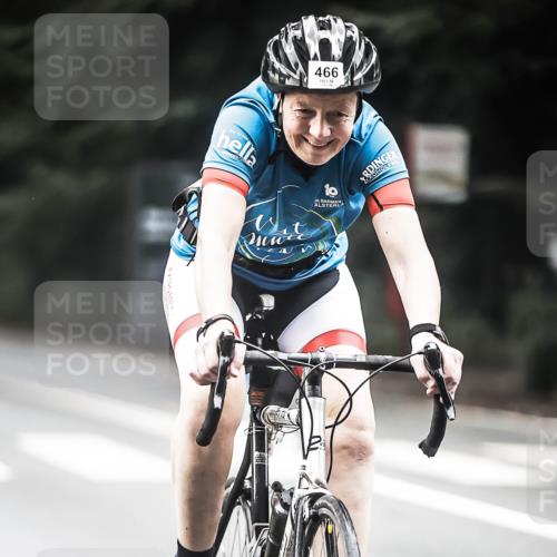 13.09.2026 - Stadtparktriathlon H.Heesch http://msf.ph/oto/10350930 13.09.2026 11:04:07 Radfahren 466, 506, 536, 539, 688 meine-sportfotos.de