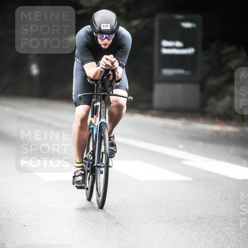 13.09.2026 - Stadtparktriathlon H.Heesch http://msf.ph/oto/10350946 13.09.2026 11:04:11 Radfahren 466, 506, 539 meine-sportfotos.de
