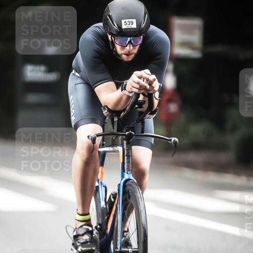 13.09.2026 - Stadtparktriathlon H.Heesch http://msf.ph/oto/10350975 13.09.2026 11:04:12 Radfahren 466, 539, 636 meine-sportfotos.de