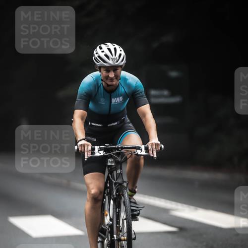13.09.2026 - Stadtparktriathlon H.Heesch http://msf.ph/oto/10351015 13.09.2026 09:20:52 Radfahren 133, 138, 186 meine-sportfotos.de