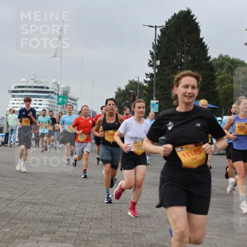 13.09.2026 - Kiel Lauf Andreas Tolksdorf http://msf.ph/oto/10351017 13.09.2026 09:55:44 Kiellinie 8242, 7466, 1213, 11145, 4255, 4889 meine-sportfotos.de