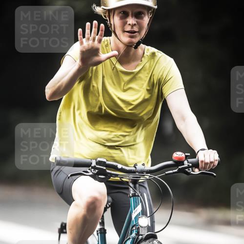 13.09.2026 - Stadtparktriathlon H.Heesch http://msf.ph/oto/10351071 13.09.2026 11:04:21 Radfahren 408, 636 meine-sportfotos.de