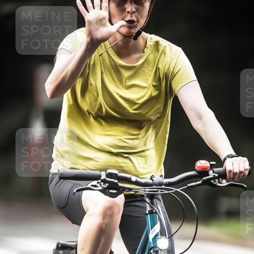 13.09.2026 - Stadtparktriathlon H.Heesch http://msf.ph/oto/10351079 13.09.2026 11:04:21 Radfahren 408, 636 meine-sportfotos.de