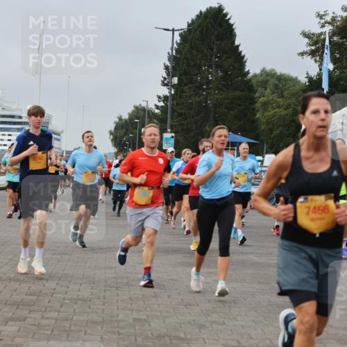 13.09.2026 - Kiel Lauf Andreas Tolksdorf http://msf.ph/oto/10351093 13.09.2026 09:55:46 Kiellinie 8242, 7466 meine-sportfotos.de