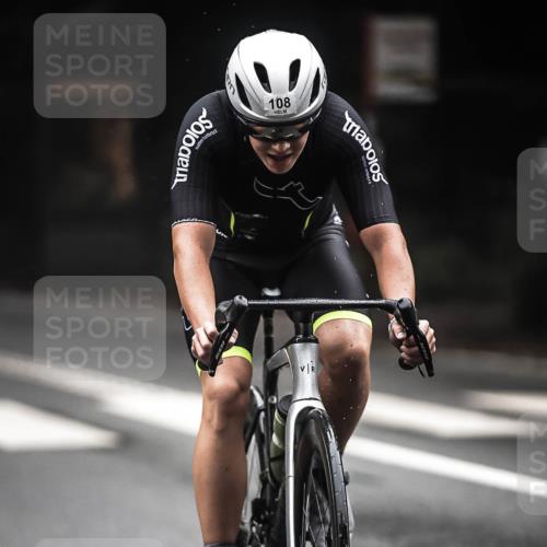 13.09.2026 - Stadtparktriathlon H.Heesch http://msf.ph/oto/10351103 13.09.2026 09:21:01 Radfahren 1, 108, 133 meine-sportfotos.de