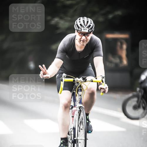 13.09.2026 - Stadtparktriathlon H.Heesch http://msf.ph/oto/10351110 13.09.2026 11:04:29 Radfahren 561, 600 meine-sportfotos.de