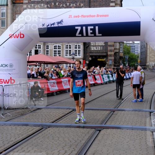 13.09.2026 - 21. swb-Marathon Bremen Tim E. http://msf.ph/oto/10351130 13.09.2026 12:25:30 Ziel  meine-sportfotos.de
