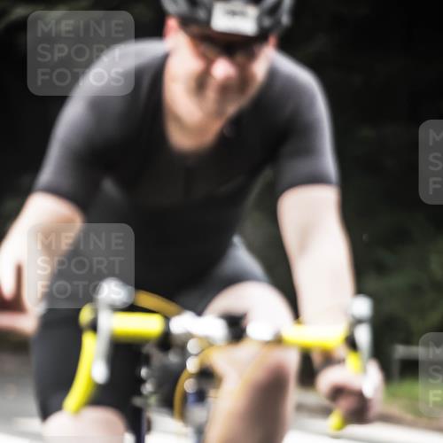 13.09.2026 - Stadtparktriathlon H.Heesch http://msf.ph/oto/10351143 13.09.2026 11:04:30 Radfahren 561, 600 meine-sportfotos.de