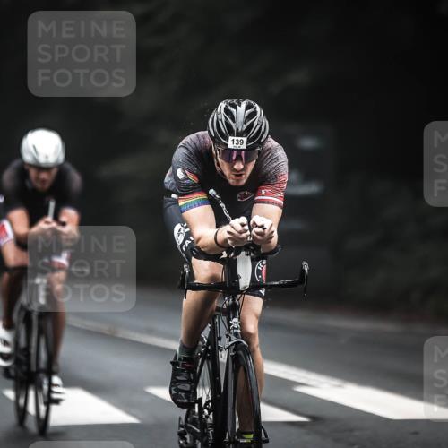 13.09.2026 - Stadtparktriathlon H.Heesch http://msf.ph/oto/10351157 13.09.2026 09:24:32 Radfahren 98, 139, 152, 166, 173, 207 meine-sportfotos.de