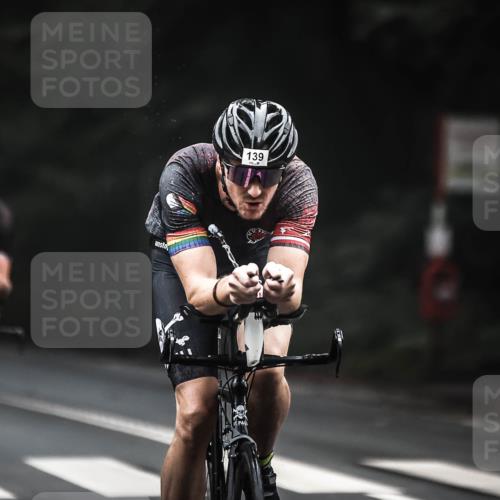 13.09.2026 - Stadtparktriathlon H.Heesch http://msf.ph/oto/10351168 13.09.2026 09:24:32 Radfahren 98, 139, 152, 166, 173, 207 meine-sportfotos.de