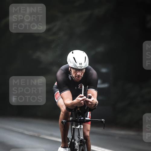 13.09.2026 - Stadtparktriathlon H.Heesch http://msf.ph/oto/10351173 13.09.2026 09:24:32 Radfahren 98, 139, 152, 166, 173, 207 meine-sportfotos.de