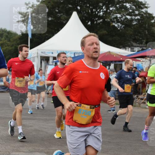 13.09.2026 - Kiel Lauf Andreas Tolksdorf http://msf.ph/oto/10351174 13.09.2026 09:55:49 Kiellinie 3911, 824, 2897, 4, 38, 8759, 1422, 477 meine-sportfotos.de
