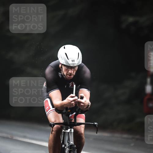 13.09.2026 - Stadtparktriathlon H.Heesch http://msf.ph/oto/10351177 13.09.2026 09:24:32 Radfahren 98, 139, 152, 166, 173, 207 meine-sportfotos.de