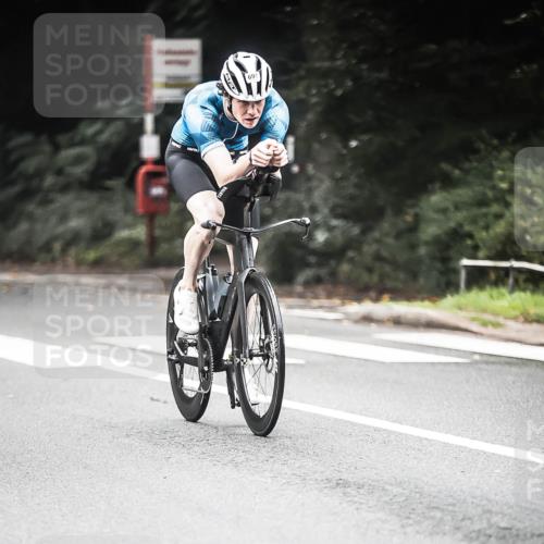13.09.2026 - Stadtparktriathlon H.Heesch http://msf.ph/oto/10351191 13.09.2026 11:04:44 Radfahren 467, 670, 691 meine-sportfotos.de