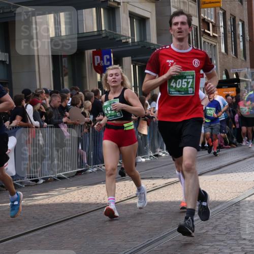 13.09.2026 - 21. swb-Marathon Bremen Strokosch-Dieckow http://msf.ph/oto/10351201 13.09.2026 13:32:03 Ziel 287, 1369, 1687, 2292, 2293, 2910, 2992, 3402, 3429, 3441, 3650, 3922, 4057, 4263, 4380, 4471, 4566, 4655, 4835, 5281, 5628, 6258, 6475, 6518, 6593, 6760, 6781, 6857, 6875, 6900, 7150, 7173, 7182, 7553, 7572, 7818, 7990, 8632, 8957, 9040, 9151, 9175, 9198, 9283, 9394, 9719, 9779, 13029, 13182, 13208, 13244, 578, 846, 2310, 2934, 3115, 3205, 3239, 3244, 3278, 3946, 3989, 4030, 4797, 4979, 4998, 5158, 5325, 5363, 5899, 6100, 6116, 6193, 6213, 6354, 6602, 7242, 7260, 7526 meine-sportfotos.de