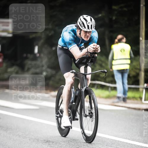 13.09.2026 - Stadtparktriathlon H.Heesch http://msf.ph/oto/10351202 13.09.2026 11:04:44 Radfahren 467, 670, 691 meine-sportfotos.de