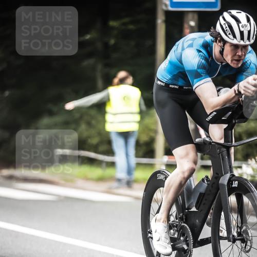 13.09.2026 - Stadtparktriathlon H.Heesch http://msf.ph/oto/10351215 13.09.2026 11:04:44 Radfahren 467, 670, 691 meine-sportfotos.de