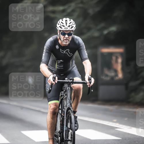 13.09.2026 - Stadtparktriathlon H.Heesch http://msf.ph/oto/10351281 13.09.2026 11:04:58 Radfahren 658, 664 meine-sportfotos.de